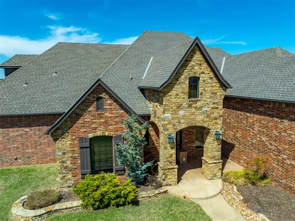 1304 Inverness Cir, Shawnee, OK 74801