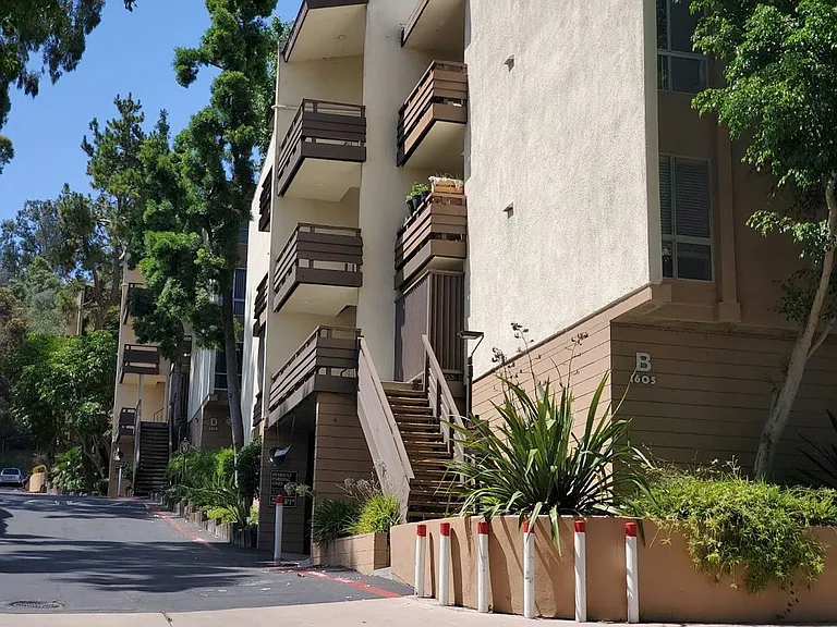 1605 Hotel Cir S #B312 — Photo 16