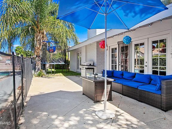 4th image of 8031 Irondale Ave