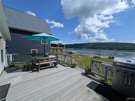3rd image of 579 W Cottage Ln