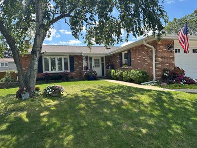 1819 W Thornwood Ln, Mount Prospect, IL, 60056