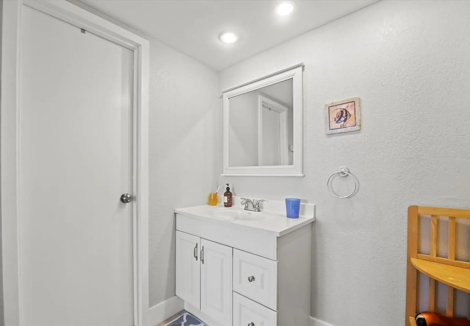 1 bed, 1.5 bath, 1000 sqft, $2,250 — Photo 3