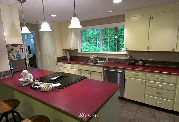 4th image of 5006 95th Ave W