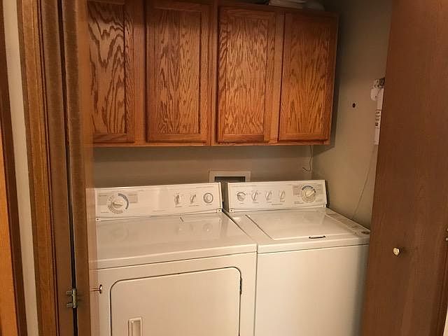 1st image of 3516 Thornhill Cir E