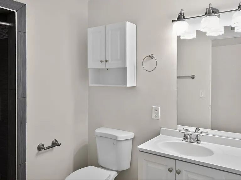 2272 E. Blacklidge Dr. — Photo 26