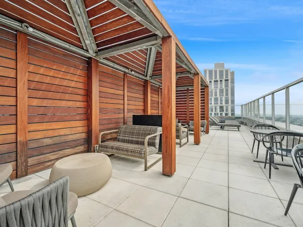 100 Willoughby Street image 22 of 43