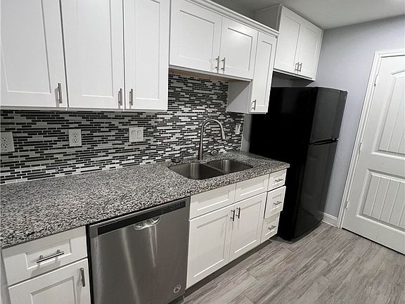 3rd image of 6501 Osprey Dr #A/b