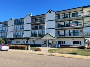 1881 W 17th St #405, Didsbury, AB T0M0W0