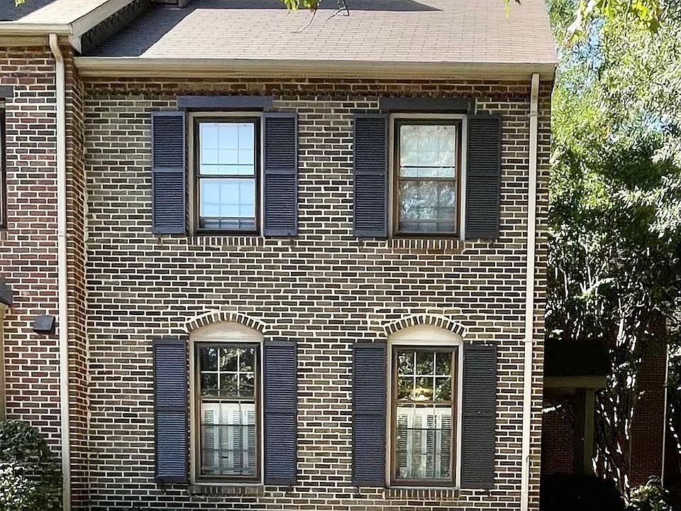 1st image of 1208 W Abingdon Dr