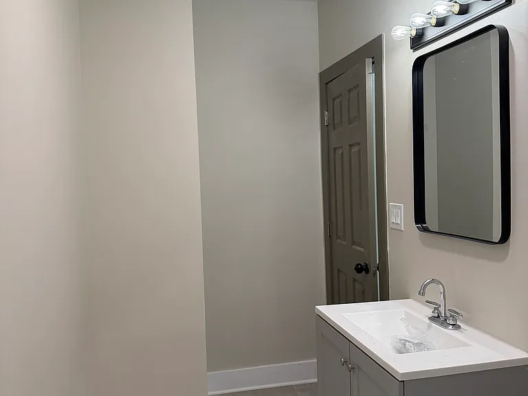 7948 S Evans Ave #5 — Photo 9