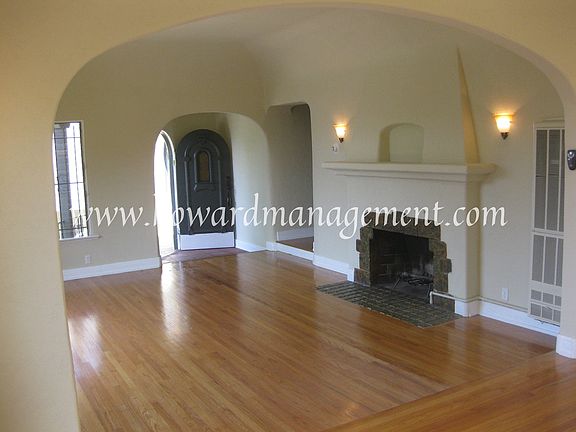 5th image of 4427 Finley Ave #44275