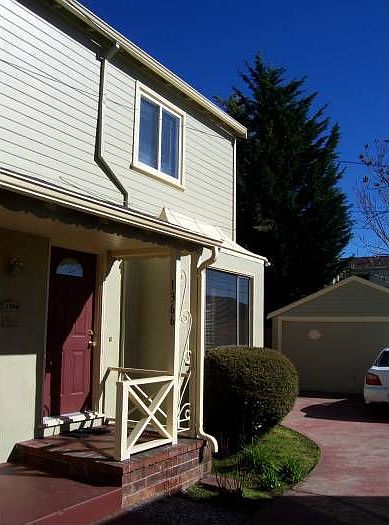 Quiet Rear Townhouse