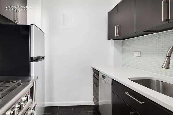 Sold by Corcoran | media 11