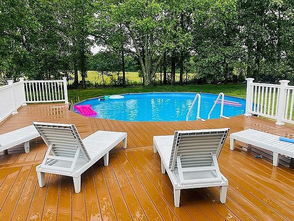2nd image of 126 Kelsie Cir