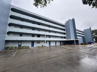 5301 NW 2nd Ave #2030, Boca Raton, FL 33487