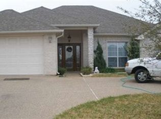 1012 Navajo Trl, Mc Gregor, TX 76657