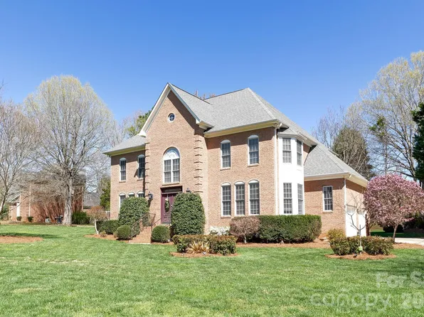 6119 Highview Rd, Matthews, NC 28104