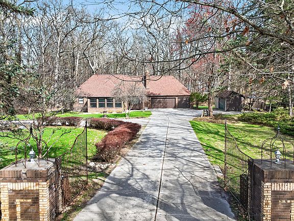 2nd image of 6284 Stofer Rd