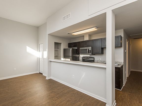 108 Levering Kitchen 4