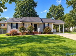 118 Knoxville St, Rainbow City, AL 35906