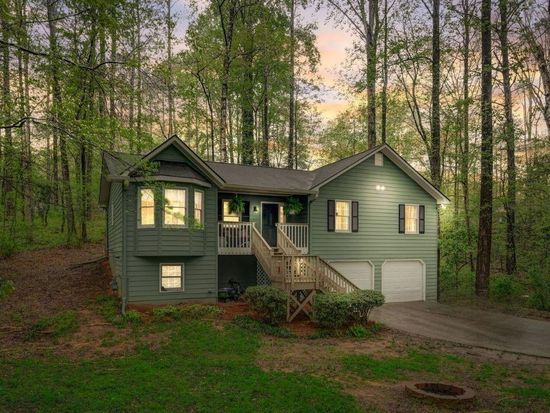 105 Toonigh Ct, Woodstock, GA 30188