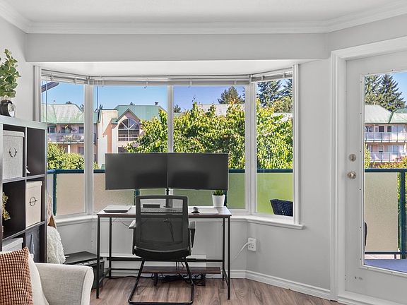 5th image of 2958 Trethewey St #310