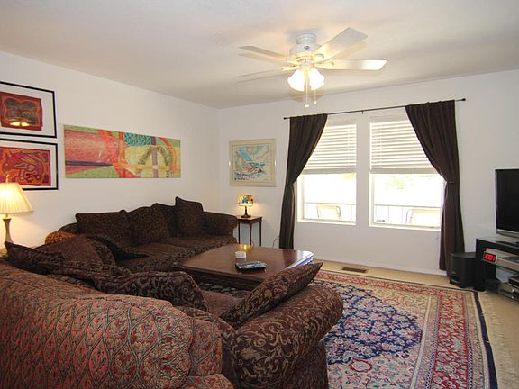 4th image of 1912 N Harris Dr