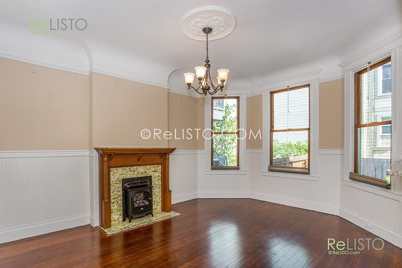 1st image of 2186 15th St