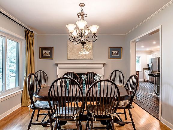 Beautiful Formal Dining Room