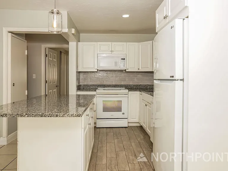 3816 Melgert Ln — Photo 7