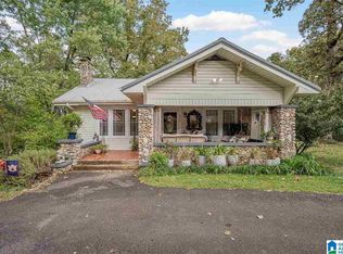 824 Hillcrest Rd, Birmingham, AL 35235