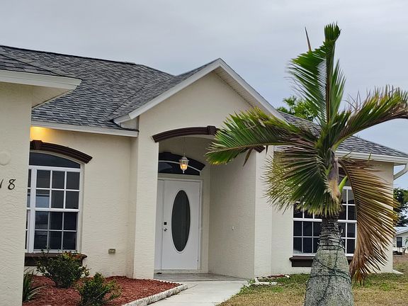 4th image of 918 NE 13th St