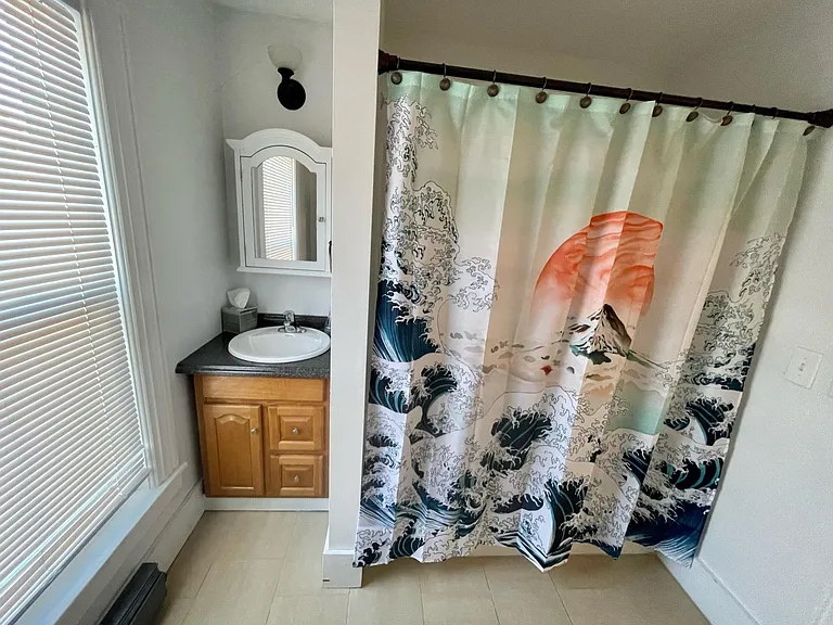 49 Warren St #B — Photo 25