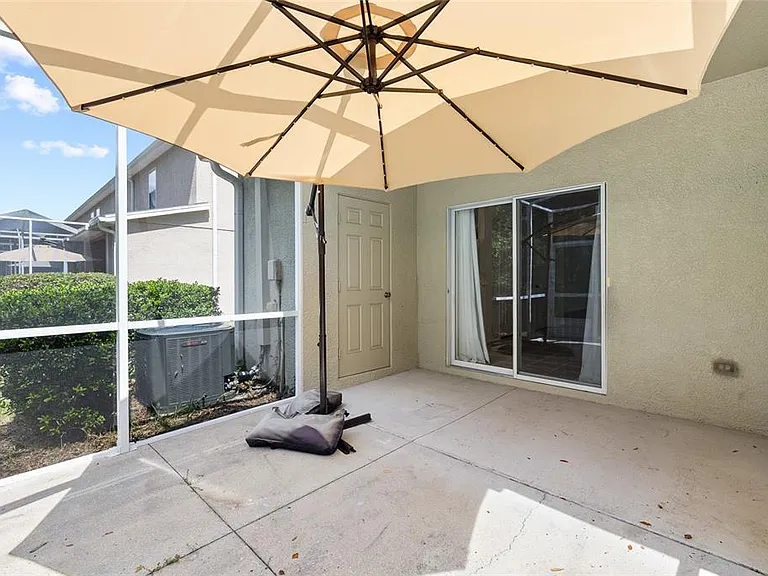 15849 Fishhawk View Dr — Photo 22
