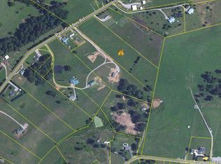 Paul Golden Rd, Sparta, TN 38583