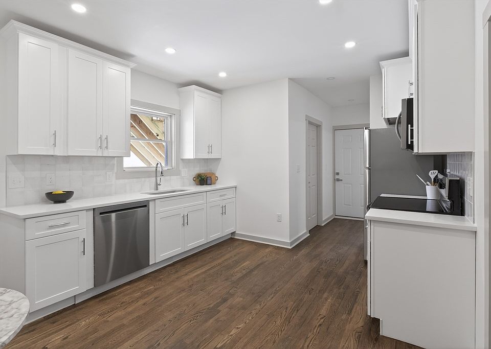 1st image of 79 Fox St