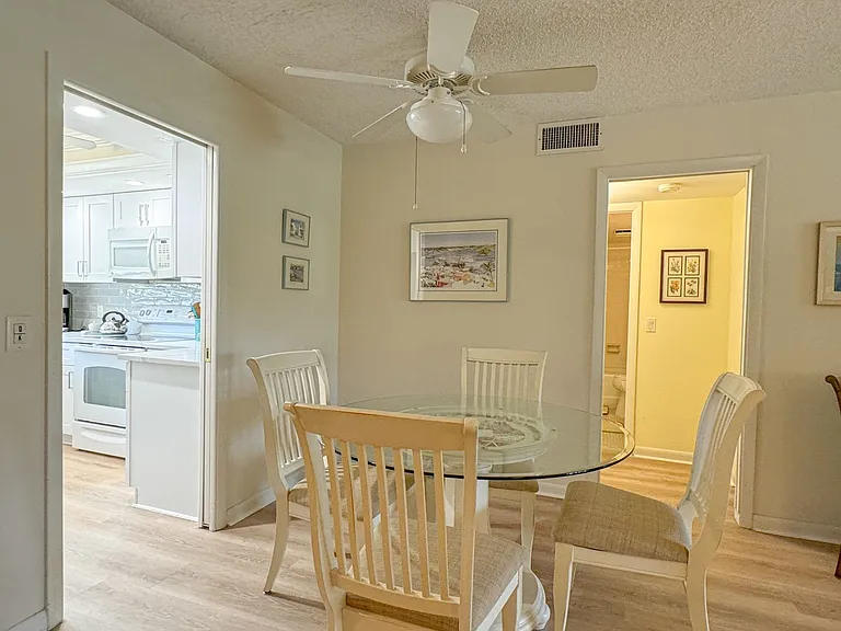 1020 Palm View Dr #C-104 — Photo 51