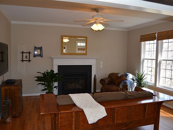 5th image of 5103 Kemmont Dr