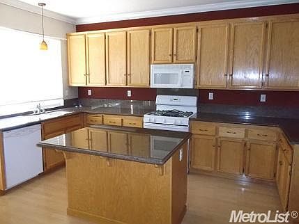 2nd image of 8983 Shasta Lily Dr