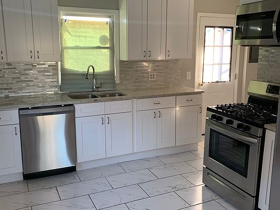 2nd image of 8154 Natoma Ave