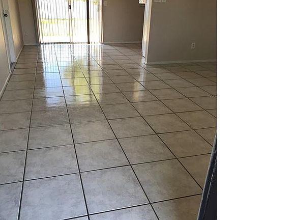 5th image of 104 Tulpan Dr