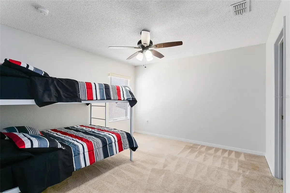 Building Photo - 4056 Meadowlark Dr #4056