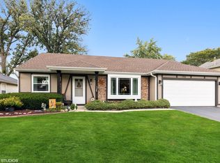 1316 Borden Dr, Elgin, IL