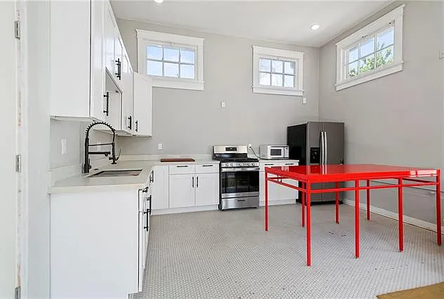 1739 Joliet St — Photo 4