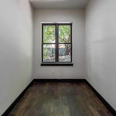Rented by Nooklyn NYC LLC | media 49