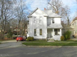 1304 Forbes St, Kalamazoo, MI 49006