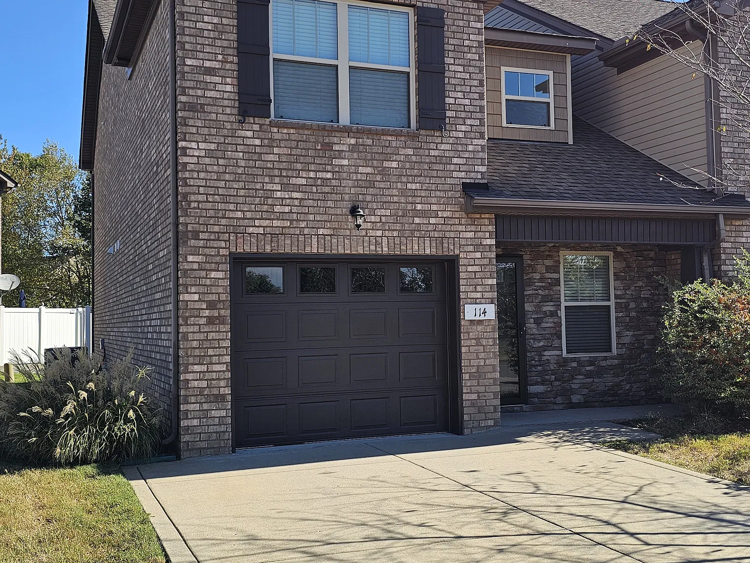 3 bed, 2.5 bath, 1700 sqft, $2,050 — Photo 1