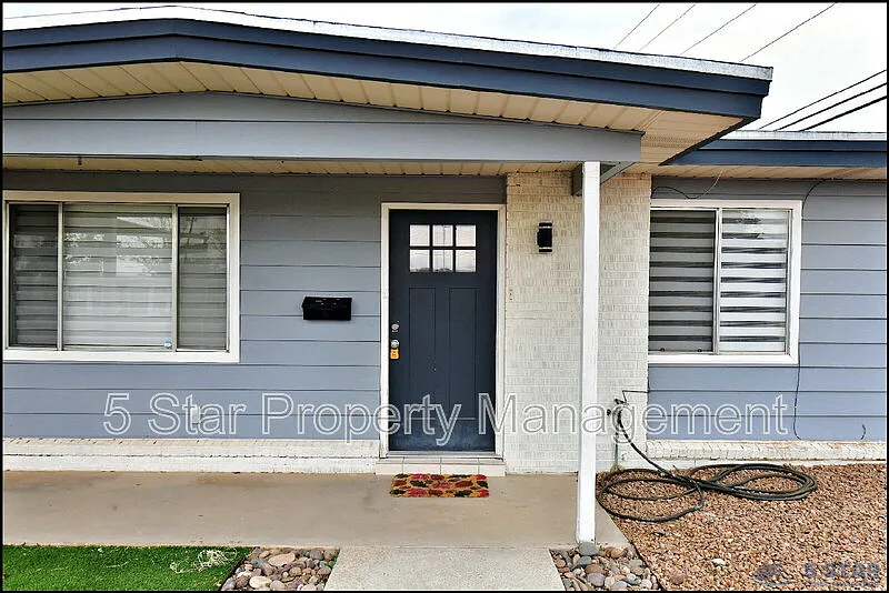 3 bed, 2.0 bath, 1914 sqft, $1,900 — Photo 4