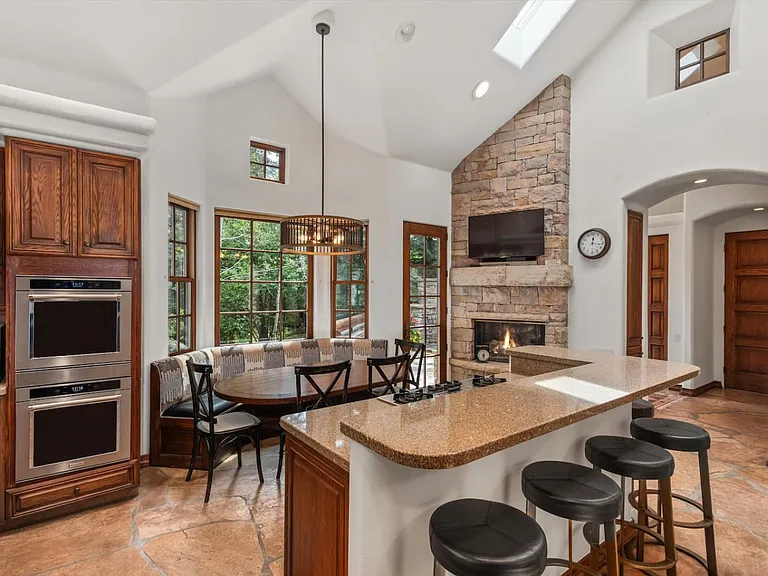 27 Timber Ridge Ln — Photo 24