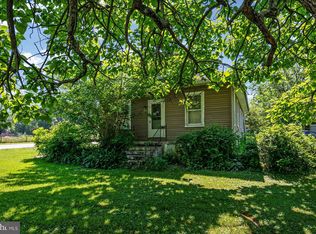 9921 Bird River Rd, Middle River, MD 21220